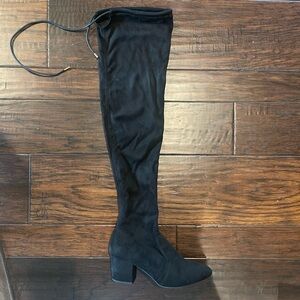 CR Black Thigh- High Booties Women’s Size 6